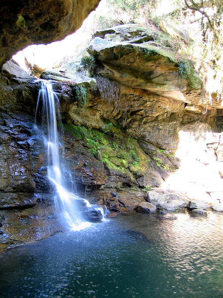 Soubor:African waterfall.jpg