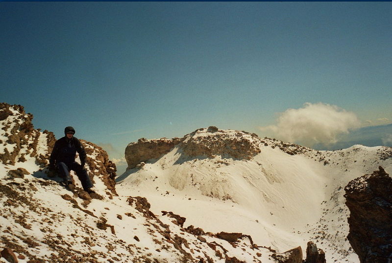 Soubor:Mexico-Iztaccihuatl-hreben.jpg