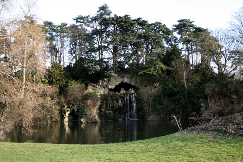 Soubor:Grande cascade Boulogne (1).jpg