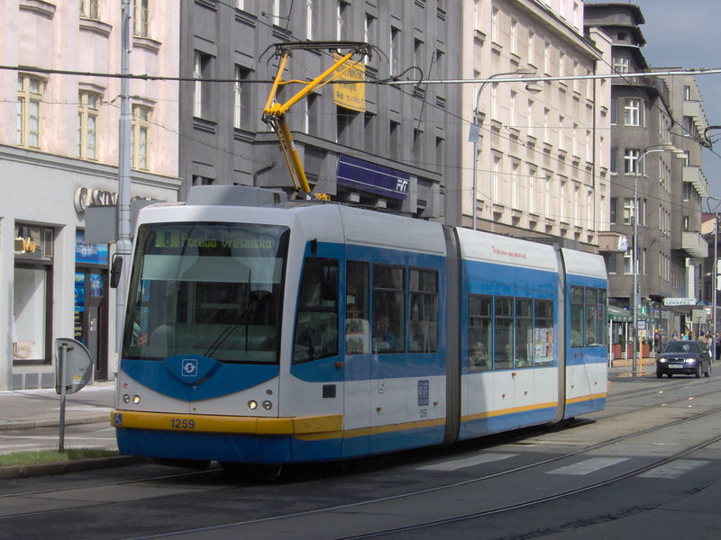 Soubor:Tram 01 Trio Ostrava.jpg