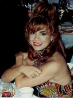 Paula Abdul (1990).jpg