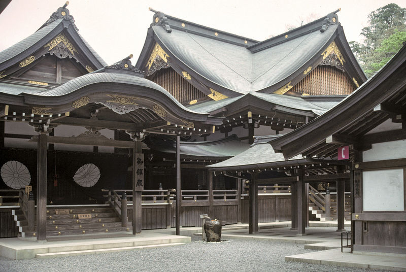 Soubor:IseShrine.jpg