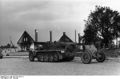 Bundesarchiv Bild 101I-208-0038-15, Russland, Halbkettenfahrzeug mit Pak.jpg