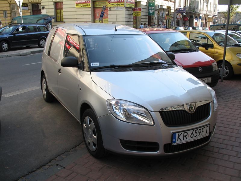 Soubor:Skoda Praktik in Krakow.jpg