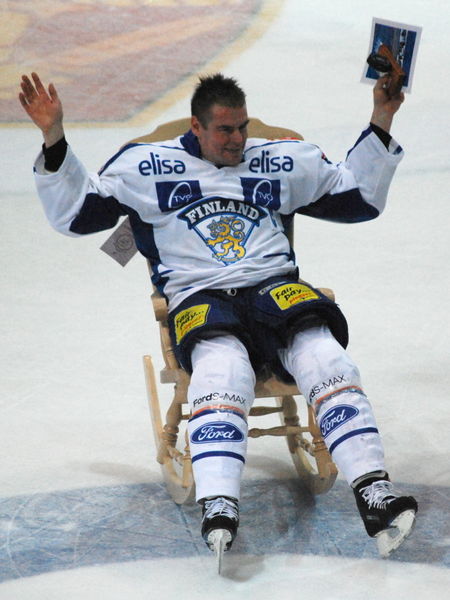 Soubor:Helminen retired.jpg