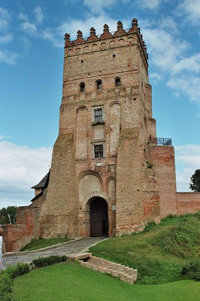 Soubor:Lutsk castle tower.jpg