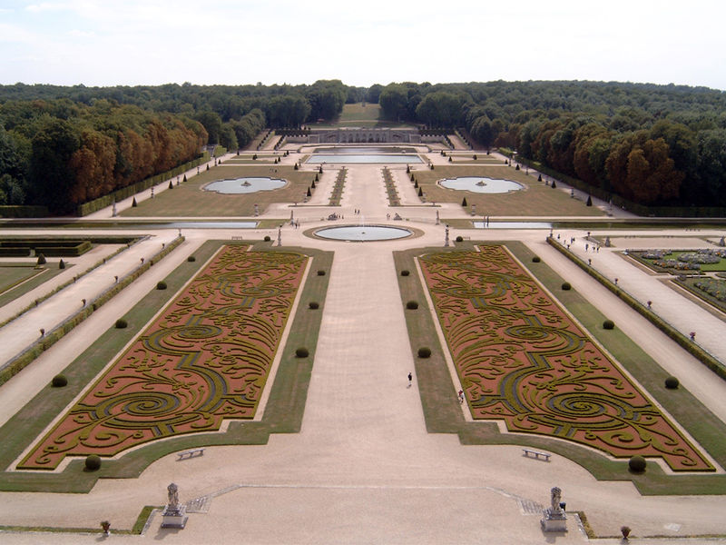 Soubor:Vaux-le-Vicomte Garten.jpg