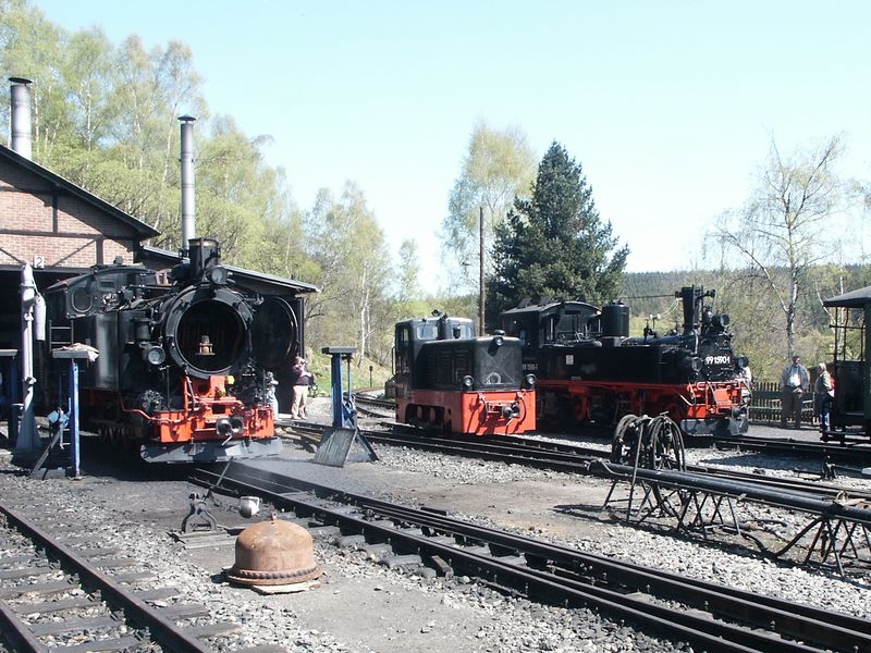 Soubor:Locomotives in johstadt.jpg