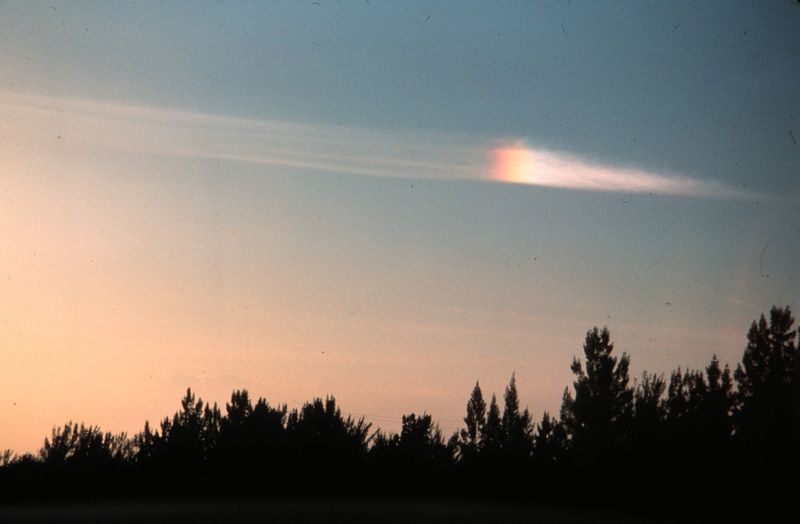 Soubor:Parhelion2 -NOAA.jpg