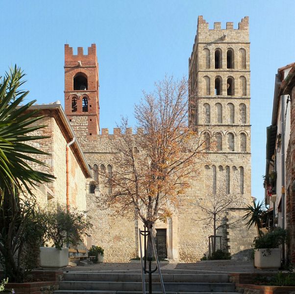 Soubor:Elne Cathédrale Sainte-Eulalie-et-Sainte-Julie.jpg