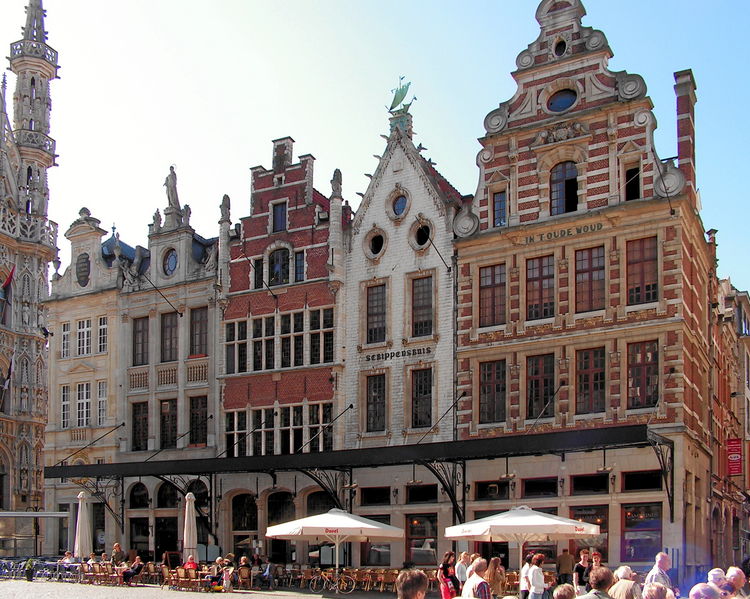 Soubor:Leuven-Grote-Markt.jpg