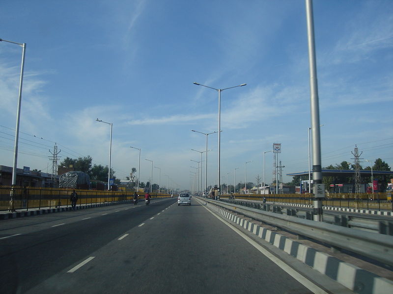 Soubor:Jaipur-Ajmer Road.JPG