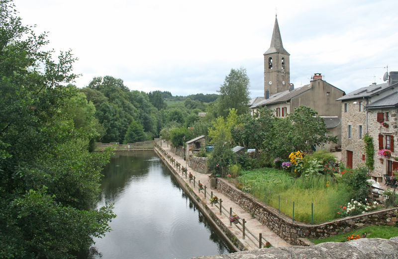 Soubor:Fraisse-sur-Agout vue 1.JPG