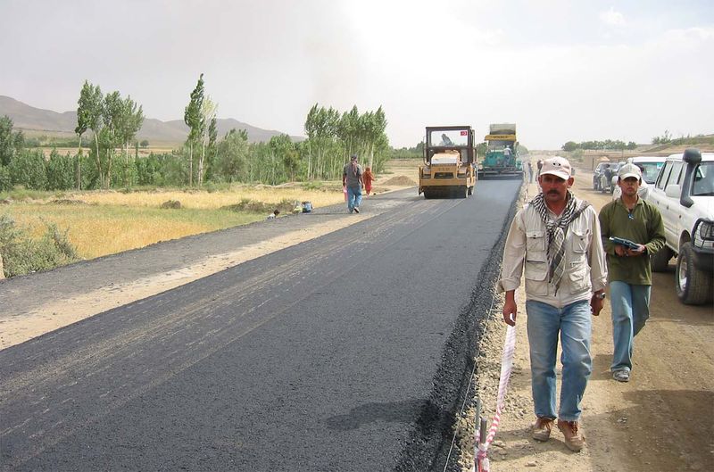 Soubor:Kabul-Kandahar Highway in 2003.jpg