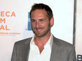 Josh Lucas 2009 portrait wide.jpg