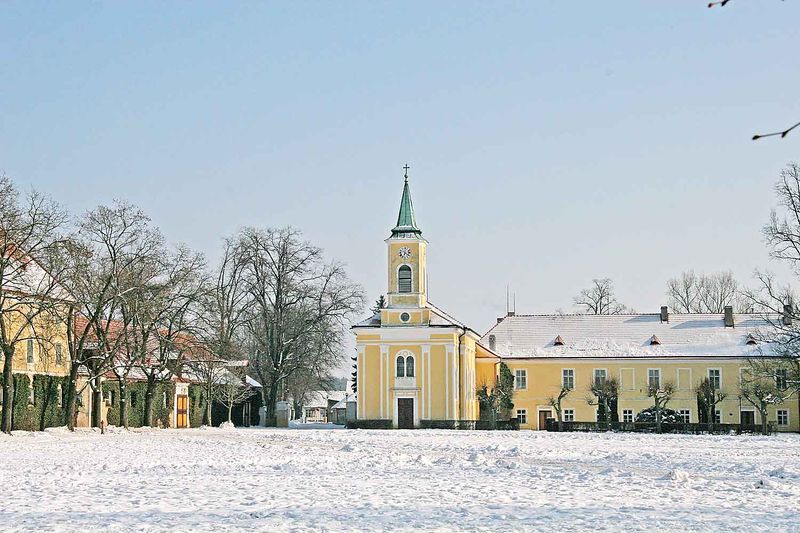 Soubor:Kladruby nad Labem.jpg