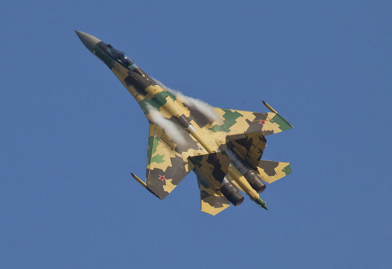 Soubor:Sukhoi Su-35 MAKS'2011 Avdeev.jpg