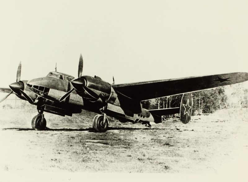 Soubor:Tupolev TU-2-SDASM2-Flickr.jpg