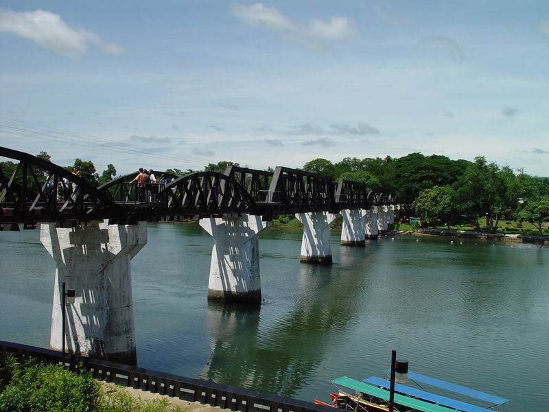 Soubor:Bridge over River Kwai.jpg