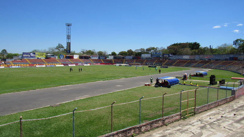 Soubor:Estadio Oscar Quiteño.jpg