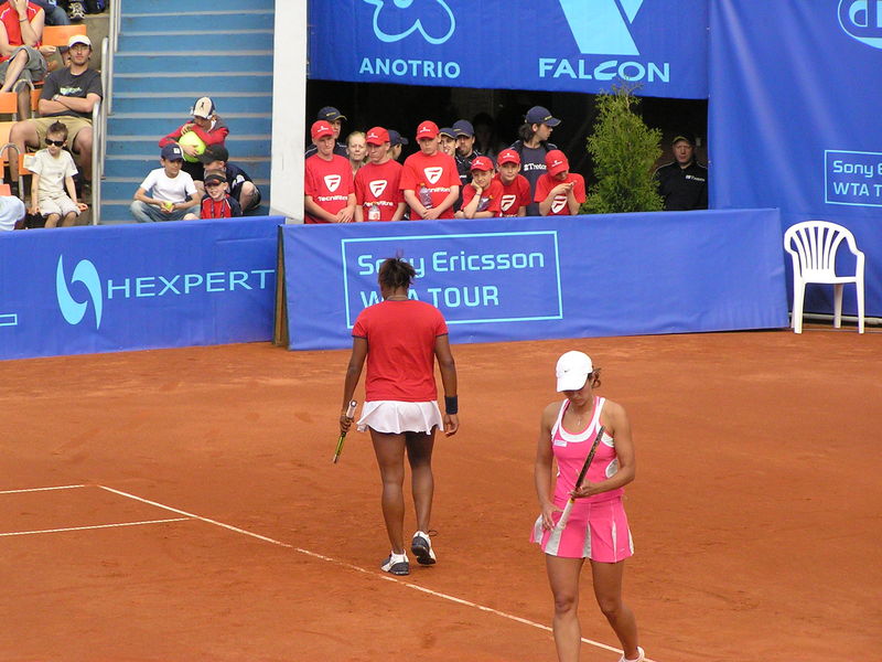 Soubor:MNavratilova-BStrycova-ECM-2006-31.jpg