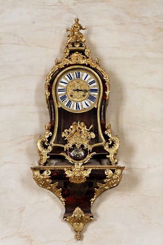 Krásné nástěnné hodiny (2013)