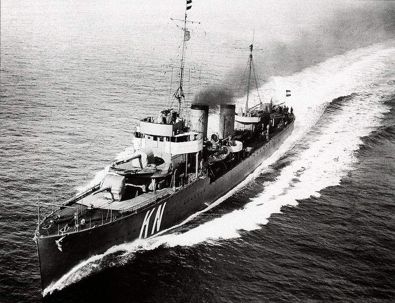 Soubor:HNLMS Kortenaer.jpg