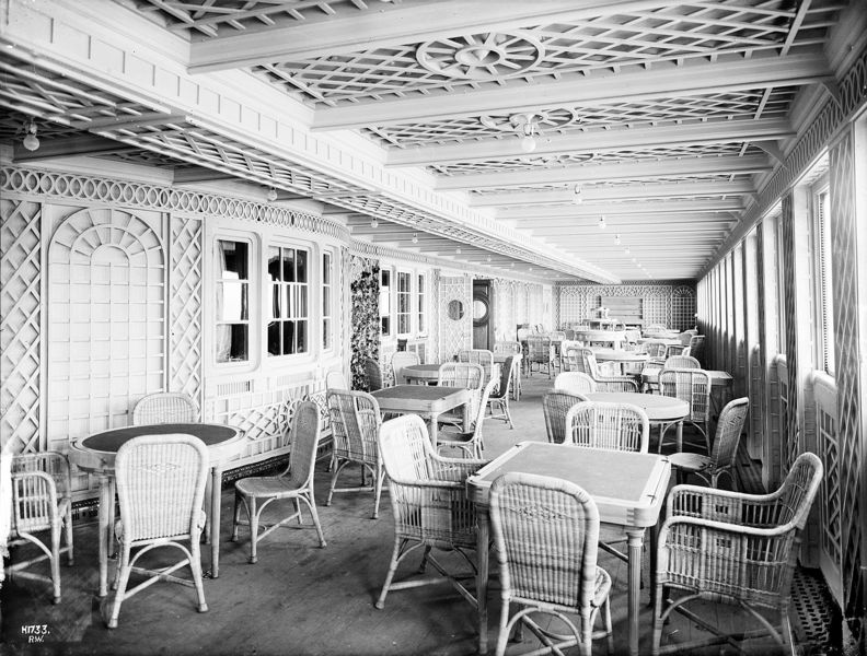 Soubor:Titanic cafe parisien2.jpg