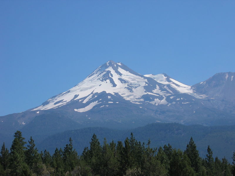 Soubor:Mount Shasta 1.jpg