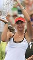 Maria Sharapova with 2006 Acura Classic cup.jpg