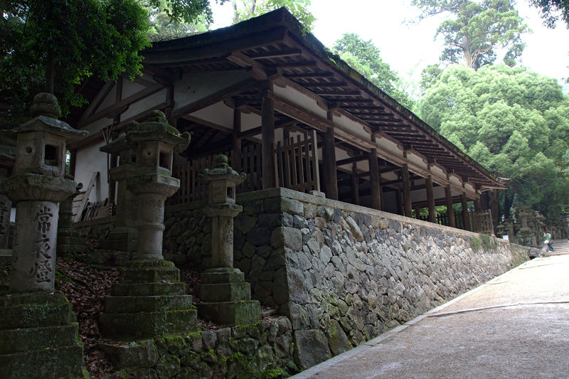 Soubor:Kasuga-taisha02st3200.jpg