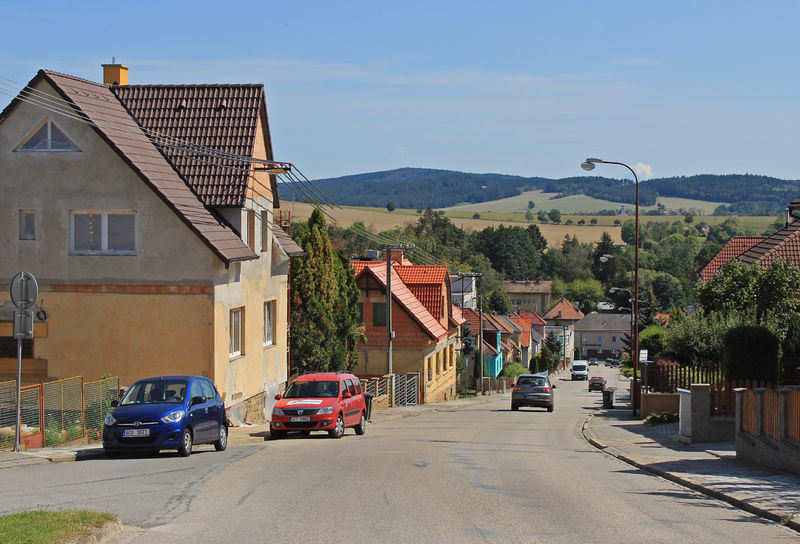 Soubor:Dačice, Bezručova street.jpg