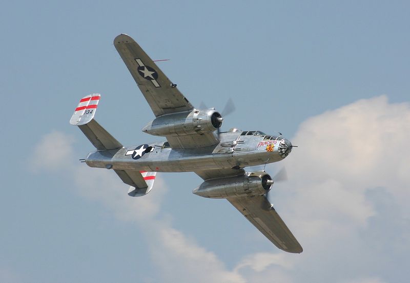 Soubor:B-25 Mitchell - Panchito.jpg