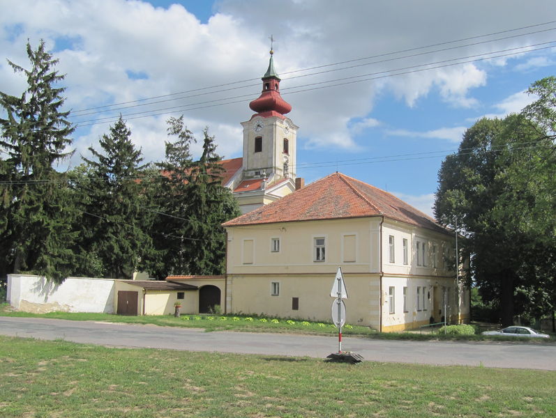 Soubor:Dyjákovice-July-2012.jpg