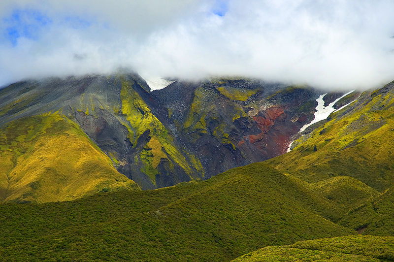 Soubor:Taranaki Slopes n.jpg