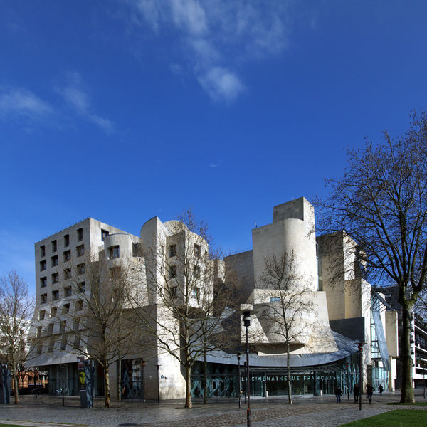 Soubor:Cinematheque francaise.jpg