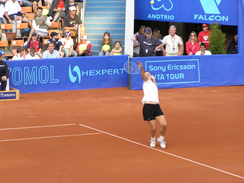 Soubor:MNavratilova-BStrycova-ECM-2006-38.jpg