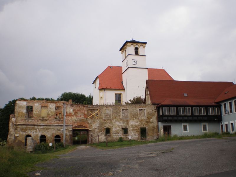 Soubor:Hazlov castle 2008-06-14.JPG