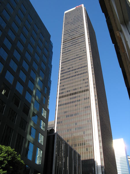 Soubor:Aon Center LA.jpg