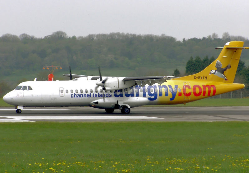 Soubor:Aurigny.atr72-200.g-bxtn.arp.jpg