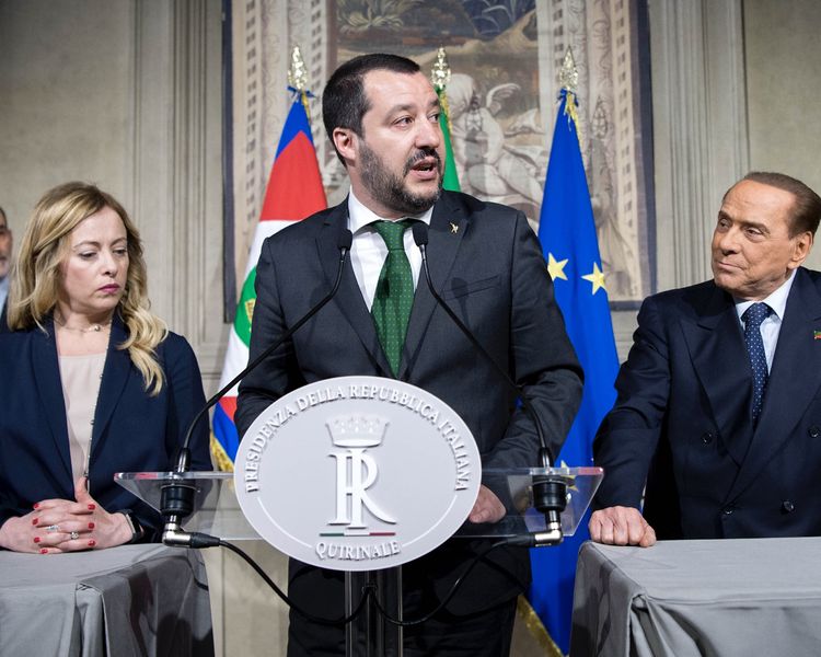 Soubor:Meloni Salvini Berlusconi (2018).jpg