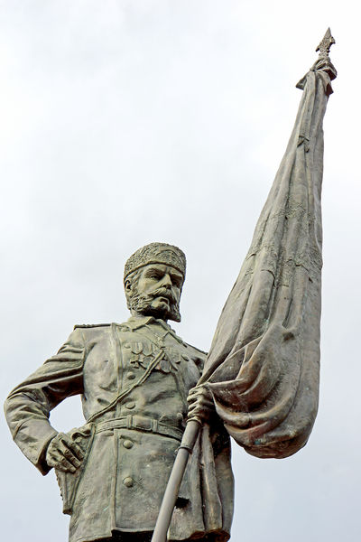 Soubor:Bulgaria-02919-Shipka Monument-DJFlickr.jpg