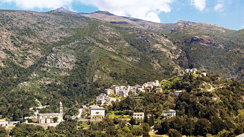 Soubor:Farinole-panorama.jpg