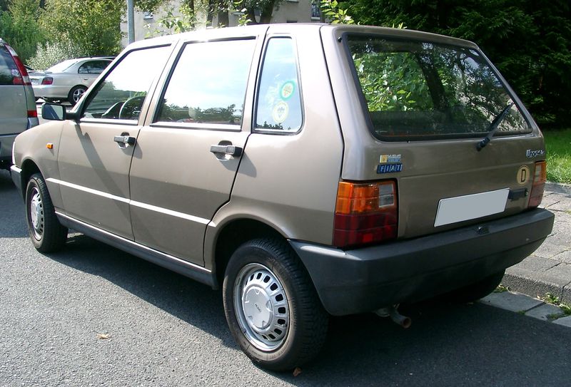 Soubor:Fiat Uno rear 20070829.jpg