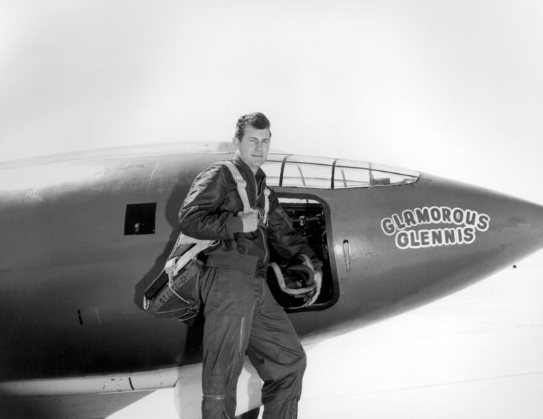 Soubor:Chuck Yeager.jpg