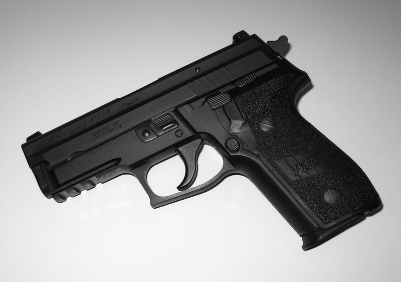 Soubor:P229 blk.jpg