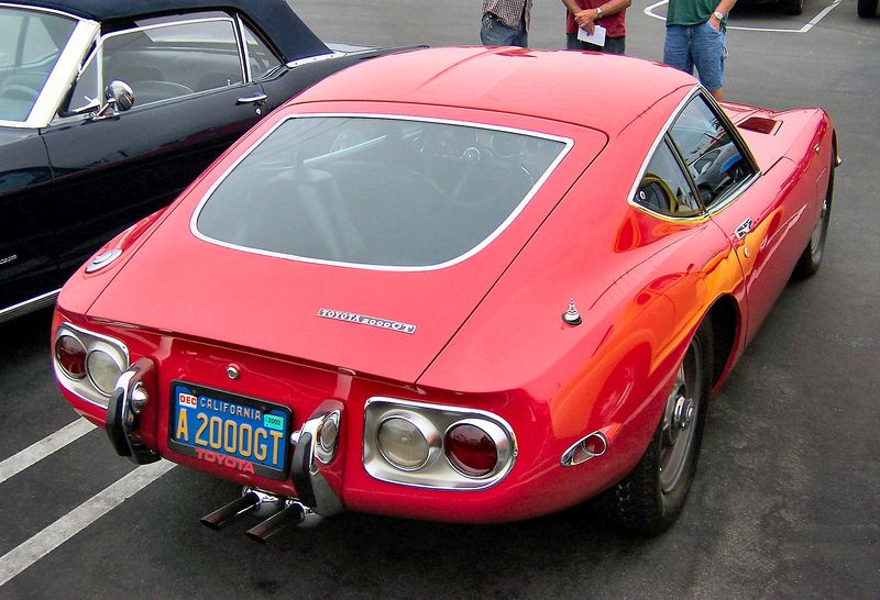 Soubor:Toyota 2000GT rear.jpg