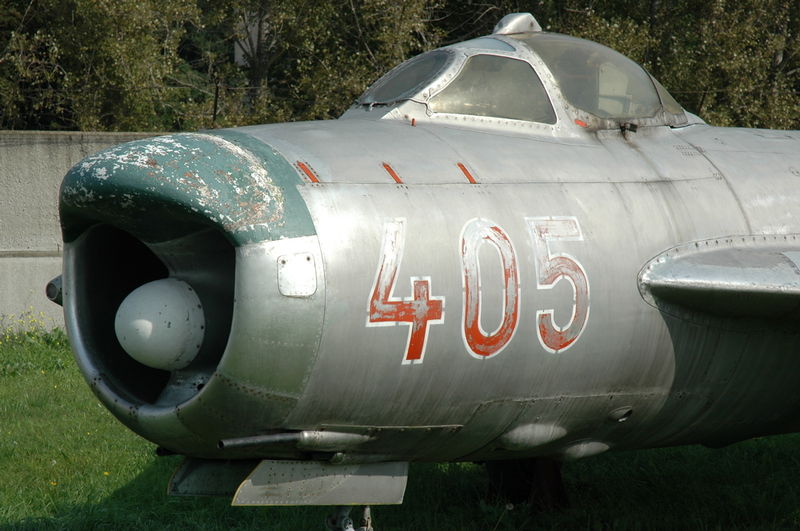 Soubor:MiG-17PF 3.jpg