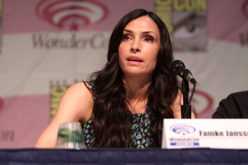 Soubor:Famke-Jansen-WonderCon 2013-2-Flickr.jpg