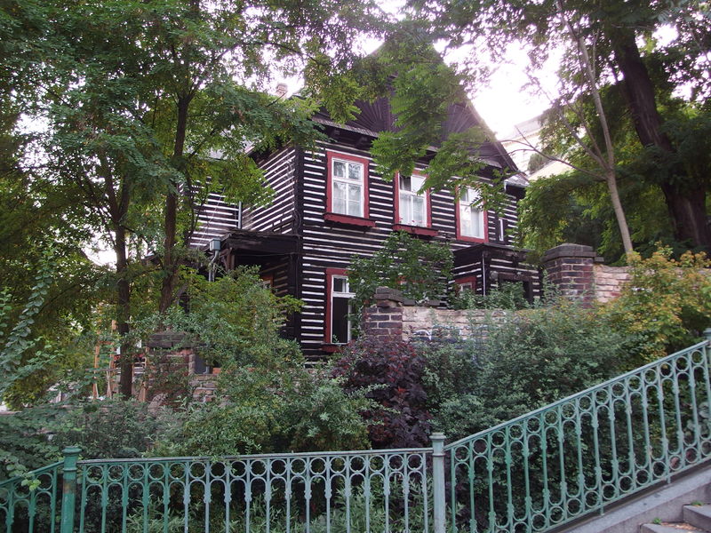 Soubor:The Nusle Stairs-2025-04.JPG